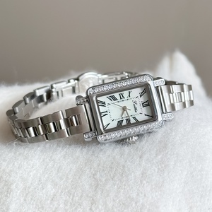 <span class=keywords><strong>Montre</strong></span> pour <span class=keywords><strong>femme</strong></span> Scottie 9889 vintage rectangulaire de luxe, pierres précieuses scintillantes, fond en nacre, <span class=keywords><strong>montre</strong></span> à quartz <span class=keywords><strong>classique</strong></span> haut de gamme - Product Image 3