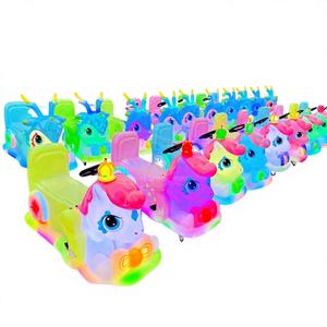 Coche Eléctrico <span class=keywords><strong>de</strong></span> Pedales para Niños, Ideal para Parques <span class=keywords><strong>de</strong></span> Atracciones y Puestos <span class=keywords><strong>de</strong></span> Mercado Nocturno - Capacidad <span class=keywords><strong>de</strong></span> Carga <span class=keywords><strong>de</strong></span> 60 kg, Coche <span class=keywords><strong>de</strong></span> Juguete a Batería con Monedas - Product Image 1