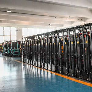 Troli Tangga Elektrik Tugas Berat Kapasitas 400KG Produsen OEM/ODM - Product Image 2