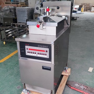 Freidora a Presión de Acero Inoxidable a Gas de 25L, 4 Cabezales, Estilo Henny Penny, Panel de Control Computron 8000, Bomba de Filtro de Aceite, para Frituras Crujientes - Product Image 2