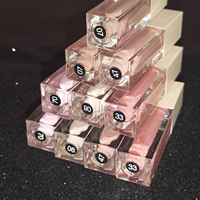 Vente en gros de cosmétiques : Rouge à lèvres, Teinture liquide pour les lèvres, Huile repulpante teintée pour les lèvres, Gloss à lèvres minéral waterproof, Maquillage, avec option de marque privée et logo