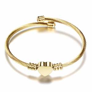Nouveau <span class=keywords><strong>Bracelet</strong></span> Tendance 2022 Personnalisable avec Nom, Plaqué <span class=keywords><strong>Or</strong></span> Rose, Jonc en Acier Inoxydable, <span class=keywords><strong>Bracelet</strong></span> Cœur pour Cadeaux d'Amoureux - Product Image 2