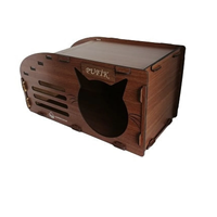 Maison pour chat en bois personnalisée avec escalier, entrée en forme de visage de chat, fentes de ventilation, coussin amovible et nom gravé