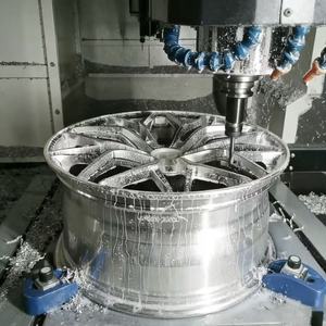 ล้อแม็กคาร์บอนไฟเบอร์ปลอมแบบแยก5<span class=keywords><strong>ซี่</strong></span>ขอบ20-24นิ้ว5X112 5X130 PCD ขอบที่กำหนดเองสำหรับ lamburus Audi RSQ8 SUV - Product Image 5