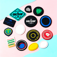 Patch PVC personnalisé 3D en caoutchouc souple, logo adhésif, étiquette transparente gaufrée de qualité supérieure pour vêtements en toile, chapeaux et sacs