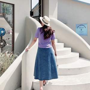 เสื้อยืดแขนพองคอเหลี่ยมโบว์สำหรับผู้หญิงลิลลี่ ซัมเมอร์ โบว์น็อต ไซส์พลัส ผ้าฝ้ายระบายอากาศได้ดี สีขาว สีดำ สีม่วง สีแดง N7610 - Product Image 1