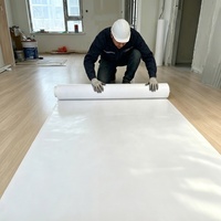 Rouleau de feutre de rénovation auto-adhésif avec couleur et logo personnalisés, résistant à la peinture, feuille protectrice non tissée pour sols, pour la décoration intérieure