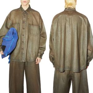 เสื้อเชิ้ตเดนิมผู้ชายทรงโอเวอร์ไซส์ ผ้าฝ้าย 100% สวมใส่สบาย ไม่ยับ ทรงลำลอง แบบกระดุม  สำหรับทุกเพศ - Product Image 4