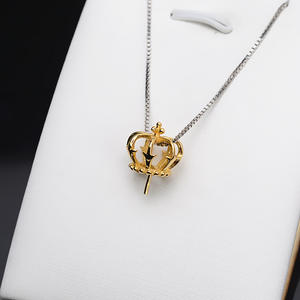 Colgante de Corona Tridimensional de Plata Han S925 con Cadena de Perlas Huecas Simple para Clavícula, Colgantes y Dijes de Perlas para Mujer - Product Image 3