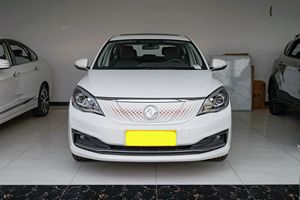 รถยนต์มือสอง ปี 2020 Dongfeng E70 500 Ultra Smart เกียร์อัตโนมัติ เบาะหนัง ล้อแม็ก R17 พวงมาลัยซ้าย E70 Pure Power 150 แรงม้า แรงบิด 260 นิวตันเมตร ระบบขับเคลื่อนถาวร - Product Image 1