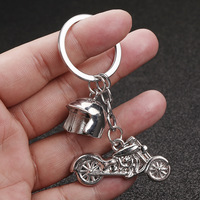 Ventes directes des fabricants de pendentif porte-clés en métal pour casque de moto Harley pendentif porte-clés cadeau créatif pour hommes