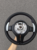 Volant en cuir pour BMW E70 E71 M3 M5 F20 F22 F23 F30 F33 F34 E46 E60 E36 E39 E30 E87 E83 E90 E91 E92 E84 X1 E84 X5 X6