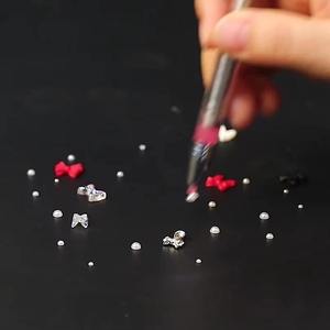Nouvel arrivage de haute qualité : Outil de pointillage rotatif <span class=keywords><strong>blanc</strong></span> simple face pour ongles, avec manche en métal et <span class=keywords><strong>crayon</strong></span> en nylon pour ongles en <span class=keywords><strong>acrylique</strong></span> et naturels - Product Image 5