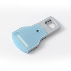 Éplucheur en acier inoxydable, ouvre-bouteille 2 en 1, gadget de cuisine multifonction pour fruits et légumes, lavage à la main uniquement - Product Image 1