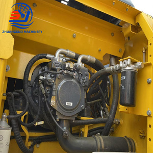 Excavatrice sur chenilles Komatsu PC160-7 d'occasion, haute efficacité, d'origine japonaise, modèle 2024, 16 tonnes, moteur Cummins, capacité de la benne de 0,65 m³, testée - Product Image 4