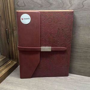 Carnet A5 personnalisé en gros, couverture en cuir PU coloré haut de gamme avec bouton magnétique, idéal pour les voyages, le bureau, les affaires ou comme journal intime. - Product Image 3