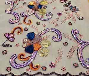 Tissu perlé de luxe en polyester 100% avec motif de maille tissé à la main en zircon pour vêtements de mariage du fournisseur indien - Product Image 3