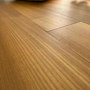 Pavimento in legno massello di rovere a grana dritta con battiscopa per soggiorno sfalsati pavimenti in legno di lunghezza casuale - Product Image 6