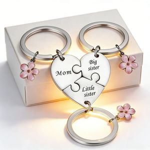 Nouvel ensemble de porte-clés en acier inoxydable en forme de cœur, 3 pièces, assortis pour maman, sœurs, avec breloques fleurs roses pour la famille et les sœurs - Product Image 2