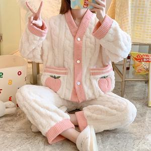 Nuovo Adorabile <span class=keywords><strong>Pigiama</strong></span> a Tema Cinnamoroll Stile Cartone Animato in Peluche Abbigliamento da Casa Anime Indumento da Notte <span class=keywords><strong>Invernale</strong></span> da Ragazza - Product Image 1