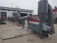 Ligne de recyclage des déchets plastiques PET HDPE PP, machine multifonctionnelle de broyage, lavage et séchage des bouteilles pour l'usine de transformation des plastiques