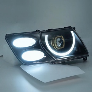 Venta al por Mayor de Fábrica: Faros LED para Nissan Patrol Y61 999-2004 con DRL y Señal de Giro, Accesorios para Automóviles - Product Image 1