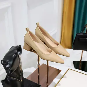 Chaussures pour femmes à bout pointu classique en cuir souple confortable léger marche quotidienne blanc noir talon bas pour femmes talon épais dames S