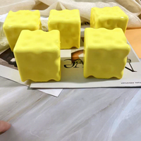 Jouet en PU en forme de cube de fromage, ultra-doux, à récupération lente, best-seller
