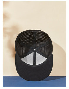Casquette de baseball imperméable à 6 panneaux avec panneau latéral perforé bleu clair pour l'extérieur avec panneau latéral plat perforé au laser - Product Image 6