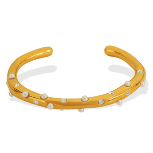 สร้อยข้อมือมุก ชุบทอง 18K สแตนเลสสตีล ประดับมุกเทียม รูปทรงไม่สม่ำเสมอ ใส่ได้ทุกวัน สำหรับทุกเพศ - Product Image 5