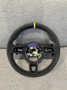 Accessoires de volant sport multifonction en fibre de carbone pour <span class=keywords><strong>Porsche</strong></span> Macan Cayman Panamera 718 918 991 911 992 CARRERA GT - Product Image 2