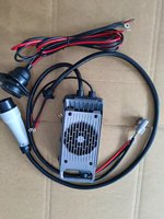 Nouveau produit : Chargeur de batterie embarqué portable au lithium 1350W, refroidissement par air et étanche, 24V 48V 60V 72V pour véhicules tout-terrain