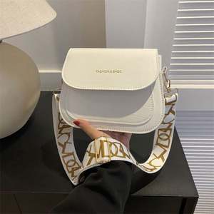 I-0386 Latest Fashion <b>Girls</b> <b>Purses</b> Young Woman Handbag Lady Luxury Square Hand Bag - Product Image 3