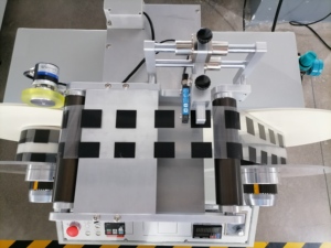Nouvelle arrivée Lingtie LTD-450C Machine de laminage automatique à vitesse constante <span class=keywords><strong>Film</strong></span>/papier/étiquette personnalisés Emballage alimentaire Haute efficacité - Product Image 4