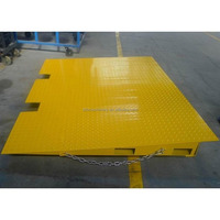 Rampe de quai industrielle en acier robuste BTB pour conteneurs maritimes, capacité de charge 6,5T, pour chariots élévateurs, dimensions de table 1730x2200mm