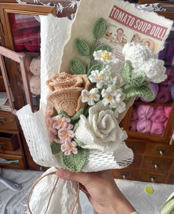 Vente chaude Fleurs décoratives de mariage en tricot Petites <span class=keywords><strong>marguerites</strong></span> Tulipes Roses Bouquets Fleurs au crochet Fait main - Product Image 4
