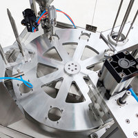 Machine de scellage entièrement automatique, pour le remplissage de petits gobelets à gelée