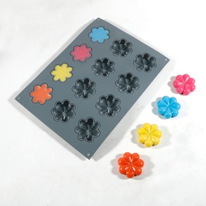 <b>Silicone</b> Cake Mold 12-Connected Petal Shape Mold <b>Baking</b> Cake Mold DIY Decoration Mold - Product Image 3