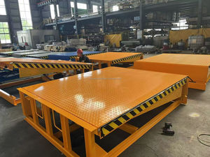 Ramp Lift Hidrolik Kapasitas 8-15T untuk Menaikkan Truk dan Memudahkan Pemuatan - Product Image 2