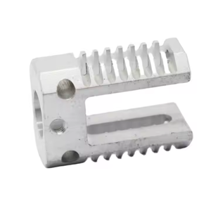 ชิ้นส่วนเครื่องจักรกลซีเอ็นซีคุณภาพพรีเมียมจากอินเดีย ชิ้นส่วนกลึงความแม่นยำสูงตามสั่ง ทำจากทองเหลืองและไทเทเนียมอัลลอยด์ พร้อมบริการกัดขึ้นรูปด้วยเครื่องจักร - Product Image 5