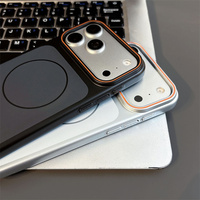 Coque de téléphone en PC rigide avec peinture métallique de luxe pour iPhone 17 Pro Max 17 16 15 14 13, antichoc, compatible avec la charge magnétique sans fil, finition mate
