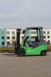 รถยกไฟฟ้าพลังงานใหม่ 2.5 ตัน ทนทาน ใช้งานได้ยาวนาน ปรับเปลี่ยนการขนถ่ายวัสดุได้อย่างยืดหยุ่น - Product Image 3