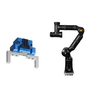 Cobot Kassow KR810 de 7 Ejes, Rápido, Robusto, Simple y Ligero, con Pinza Kitagawa, como Robot Colaborativo - Product Image 5
