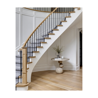 Escalier monolithique courbé personnalisable avec une conception de poutre sans joint et un cadre en acier de précision