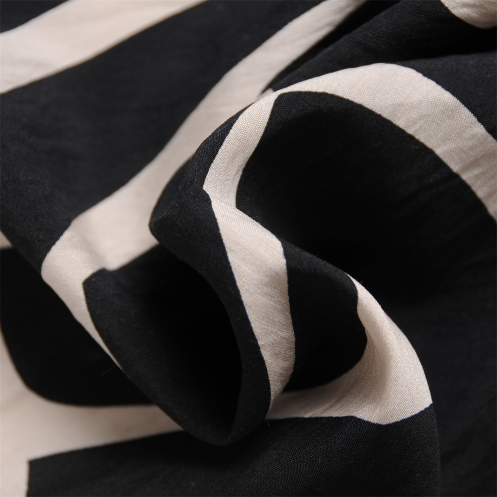 HOT SALE RAYON NYLON WOVEN PRINT FABRIC for Garment