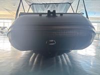 Bateau pneumatique à propulsion par jet 4,7 m pour 8 personnes avec auvent pliable, porte-canne à pêche et chock de proépaulement pour la topographie, personnalisation en Chine