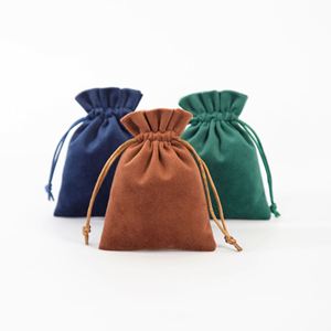2700356 Pochette en velours noire personnalisée avec cordon de serrage, pochette à bijoux en velours, sacs à bijoux en velours avec logo - Product Image 6