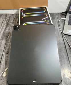 Tableta Usada Original Desbloqueada de Grado A+ 90% Nueva de 2020 para <span class=keywords><strong>iPad</strong></span> Pro 2020 de 12.9 Pulgadas - Product Image 5