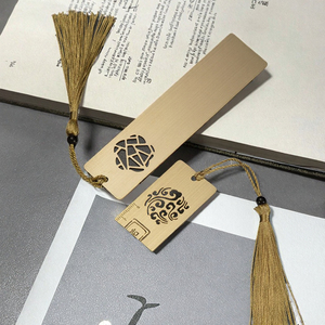 ที่คั่นหนังสือโลโก้แบบกำหนดเอง ทองแดงเปล่าเคลือบทอง ปรับแต่งได้ โลหะทองเหลือง สลักเลเซอร์อเนกประสงค์ สำหรับหนังสือจำนวนมาก - Product Image 2