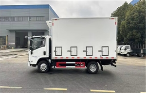 <span class=keywords><strong>Camion</strong></span> de transport de poussins ISUZU 4*2 avec chauffage au sol pour le transport de volailles vivantes - Product Image 3